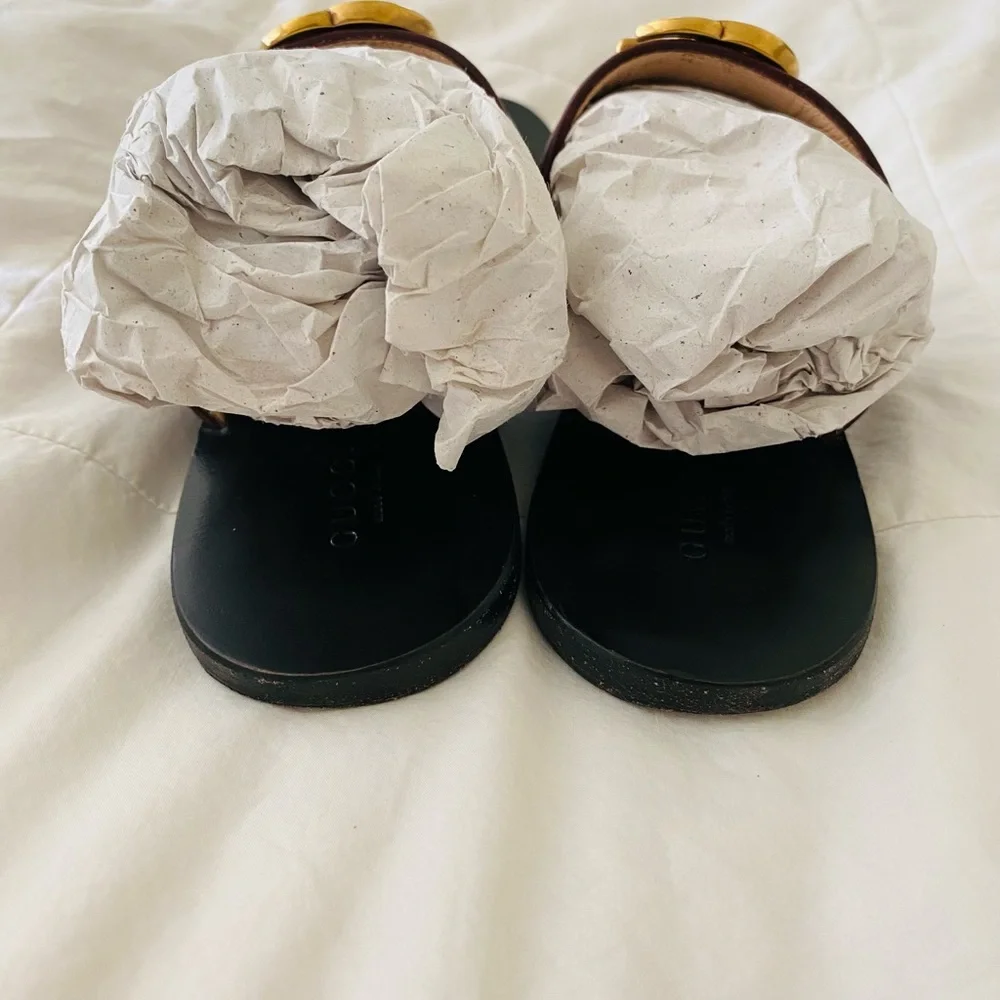 Authentic Gucci Sandals - Picture 6 of 12